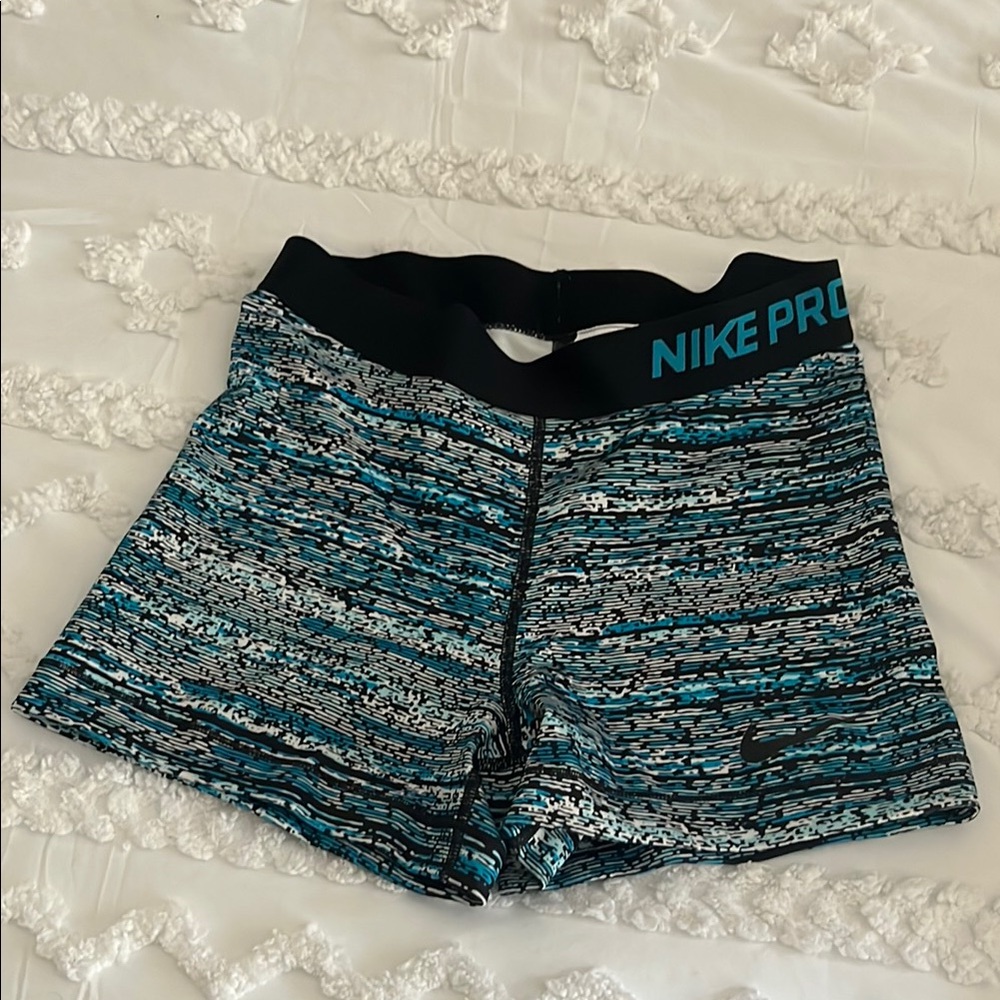 Women’s Blue Multicolored Nike Pro Shorts size medium